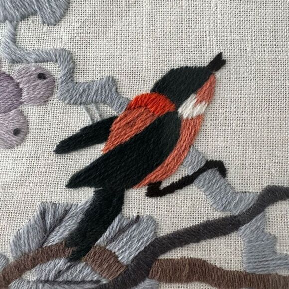 Vintage Grapes And Bird Framed Crewel - Picture 4 of 11